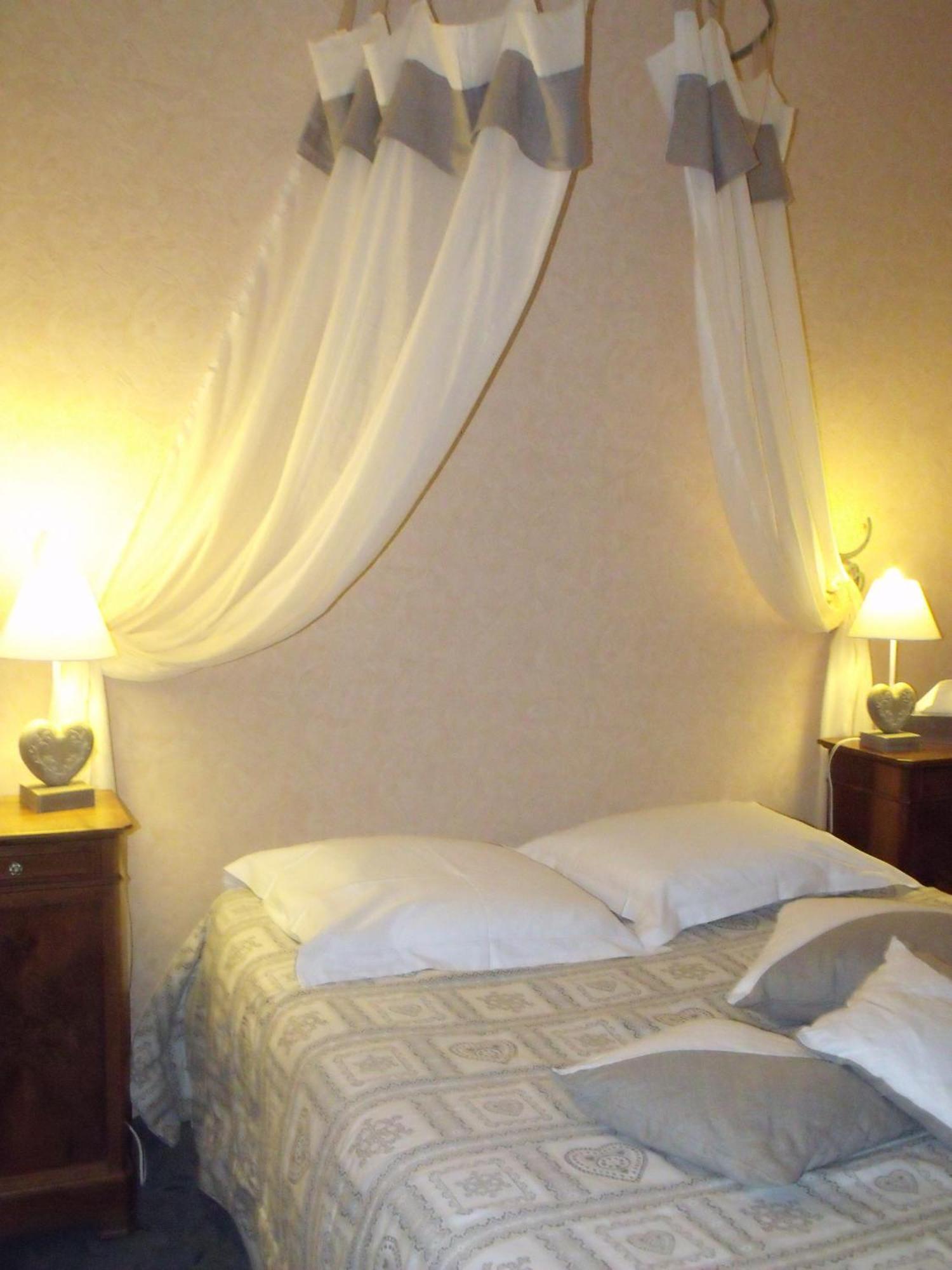 Relais Saint Louis, Logis Hotel Белем Екстериор снимка